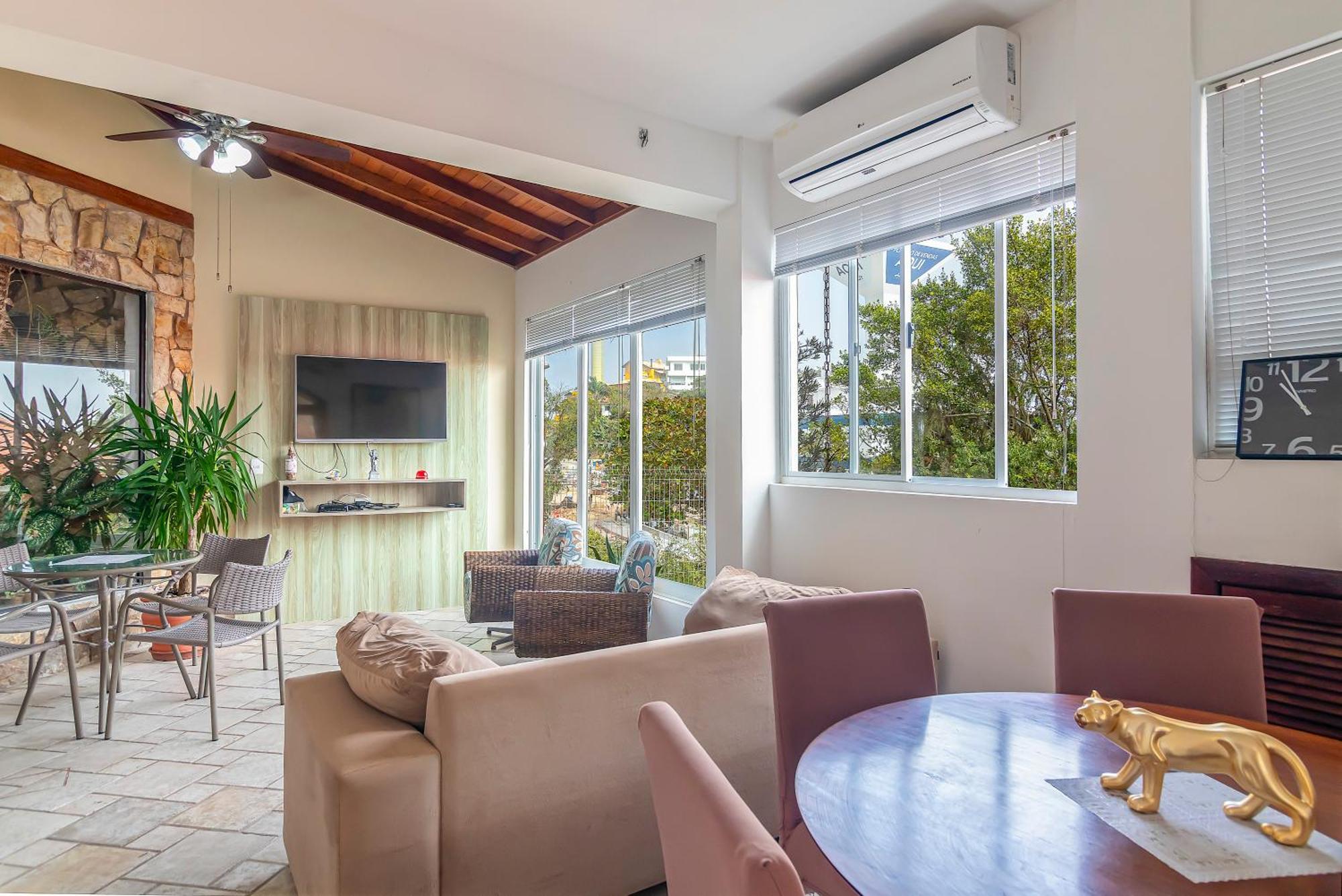 Aparthotel Jurere Ocean Flats